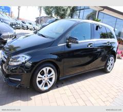 Auto - Mercedes-benz b 180 d automatic sport