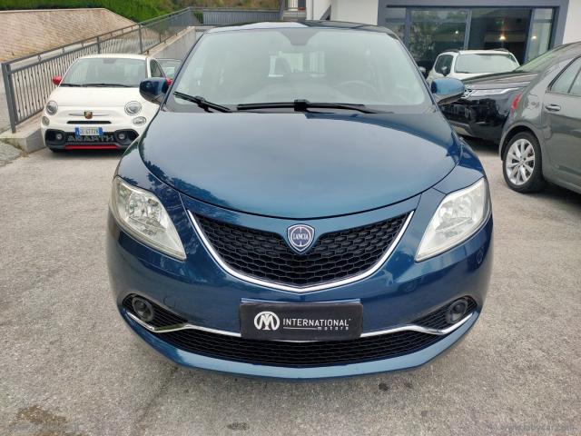 Auto - Lancia ypsilon 0.9 t.air 85cv 5p.met.ec.silver