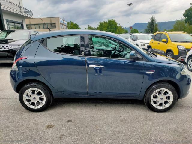 Auto - Lancia ypsilon 0.9 t.air 85cv 5p.met.ec.silver