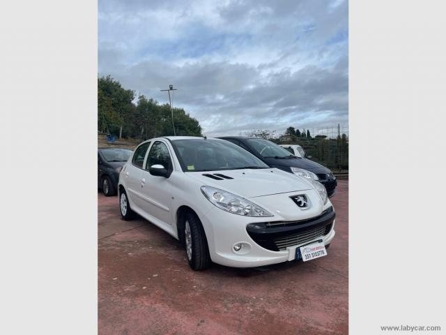 Auto - Peugeot 206 plus 1.4 hdi 70 cv 5p. energie