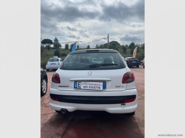 Auto - Peugeot 206 plus 1.4 hdi 70 cv 5p. energie