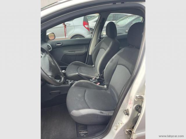 Auto - Peugeot 206 plus 1.4 hdi 70 cv 5p. energie