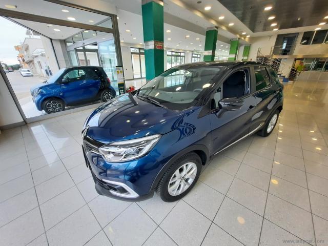 Auto - Renault captur dci 8v 90 cv sport edition