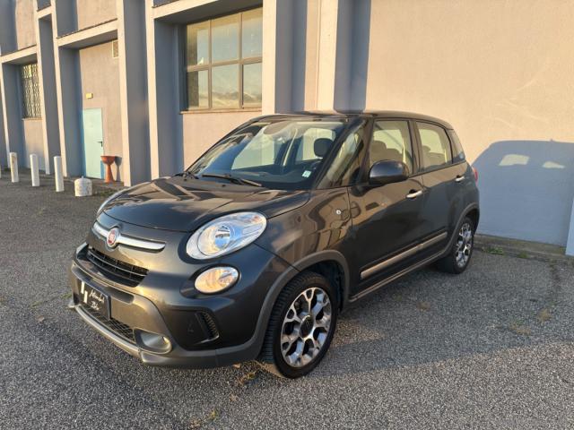 Auto - Fiat 500l 1.3 mjt 95 cv trekking