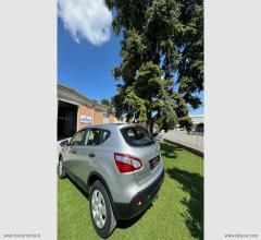 Auto - Nissan qashqai+2 2.0 dci dpf acenta