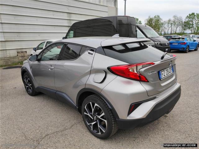 Auto - Toyota c-hr 1.8 hybrid e-cvt trend