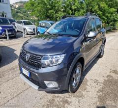 Auto - Dacia sandero 1.5 dci 8v 90 cv s&s ss wow