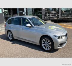 Auto - Bmw 318d touring business advantage aut.