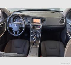 Auto - Volvo v60 d3 geartronic business