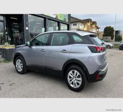 Auto - Peugeot 3008 bluehdi 130 s&s business n1