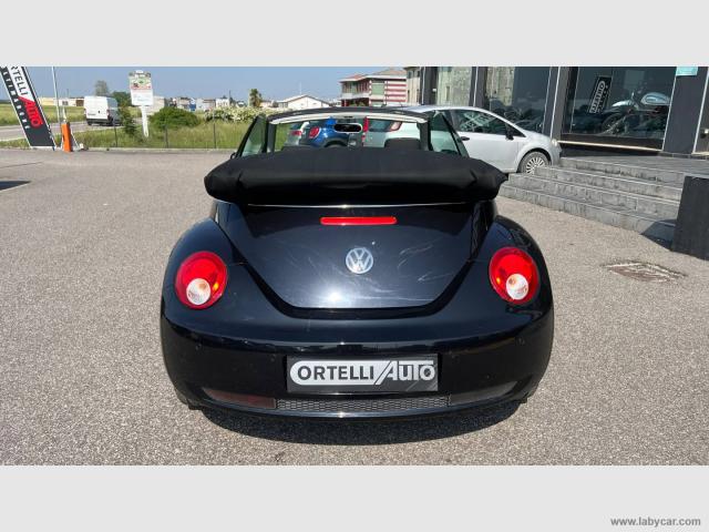 Auto - Volkswagen new beetle 1.4 16v cabrio