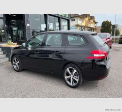 Auto - Peugeot 308 bluehdi 100 s&s sw n1 active