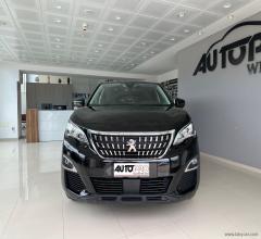 Auto - Peugeot 3008 bluehdi 130 s&s eat8 business