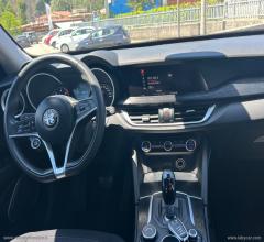 Auto - Alfa romeo stelvio 2.2 turbo 160 at8 business