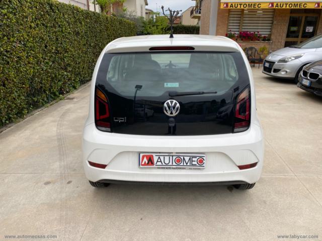 Auto - Volkswagen 1.0 5p. take up!
