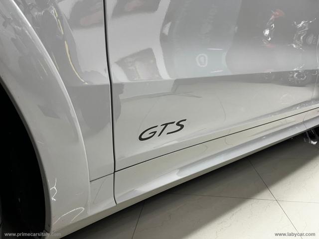 Auto - Porsche cayenne coupÃ¨ 4.0 gts