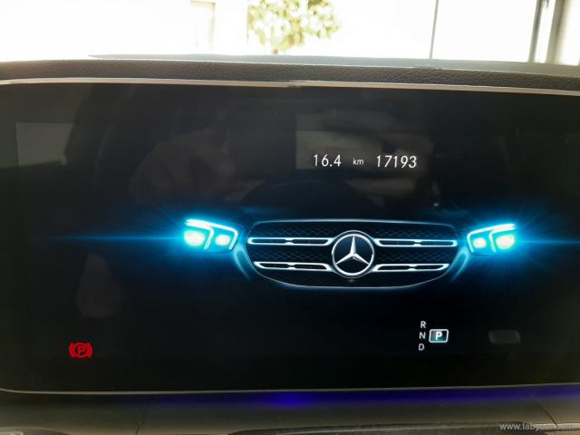 Auto - Mercedes-benz gle 300 d 4matic mild hybrid sport