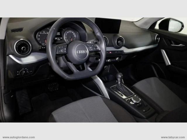 Auto - Audi q2 35 tfsi s tronic business design