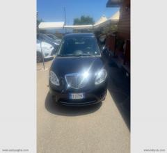 Auto - Lancia ypsilon 1.2 69 cv unyca