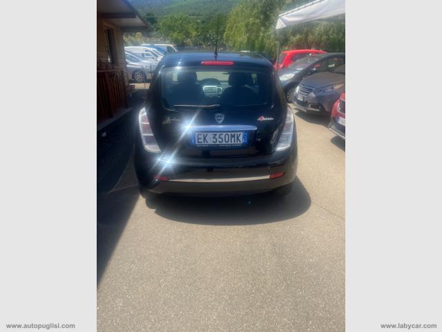 Auto - Lancia ypsilon 1.2 69 cv unyca