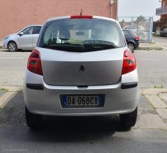 Auto - Renault clio 1.2 3p. confort