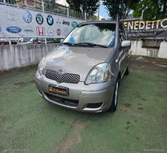 Auto - Toyota yaris 1.4 tdi d-4d 5p. sol