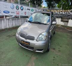 Auto - Toyota yaris 1.4 tdi d-4d 5p. sol