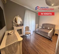 Appartamenti in Vendita - Casa indipendente in vendita a statte statte