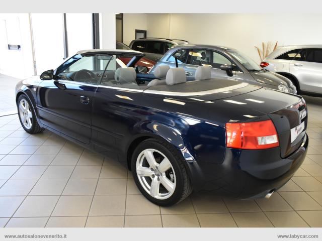 Auto - Audi a4 cabriolet 1.8 t 20v