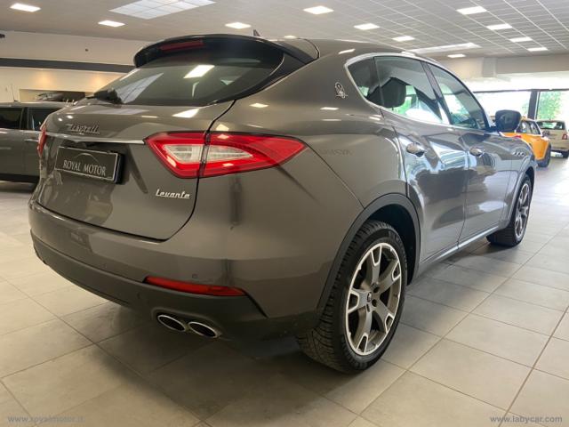 Auto - Maserati levante v6 diesel awd