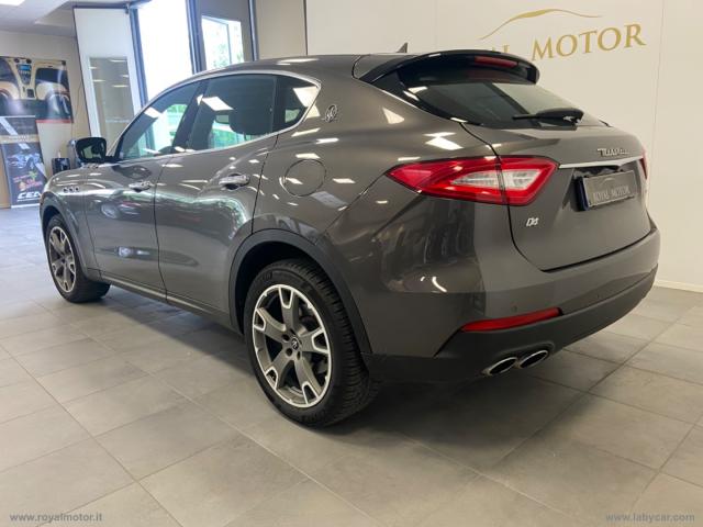 Auto - Maserati levante v6 diesel awd