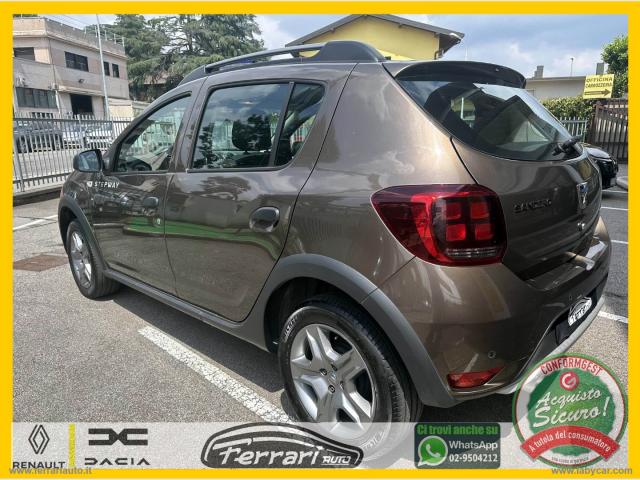 Auto - Dacia sanderostepway 1.0tce100cv eco-g comfort