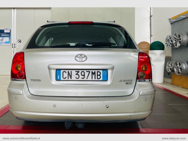 Auto - Toyota avensis 2.0 d-4d 16v s.w.