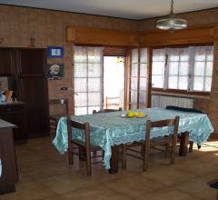 Appartamenti in Vendita - Villa in vendita a rogliano periferia