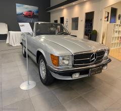 Auto - Mercedes-benz 350 sl roadster