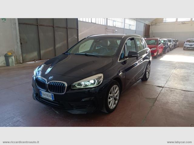 Auto - Bmw 225xe active tourer iperf. business aut.