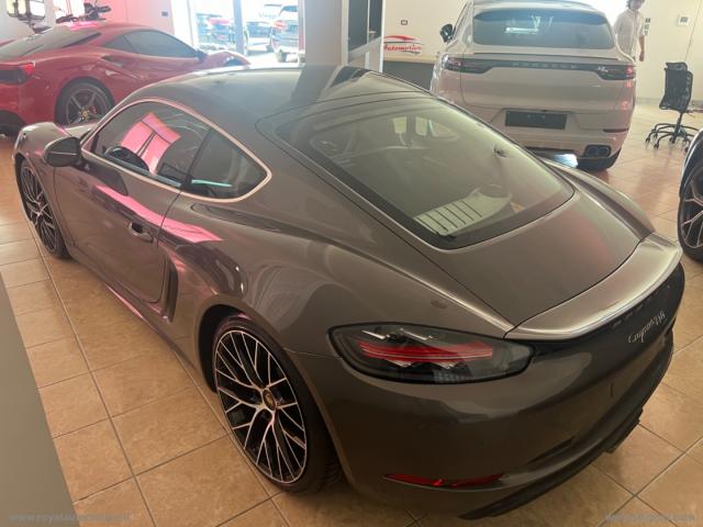 Auto - Porsche 718 cayman