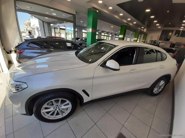 Auto - Bmw x4 xdrive20d business advantage