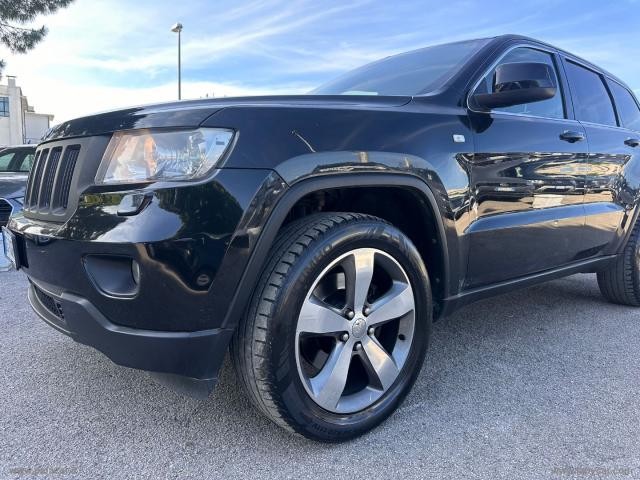 Auto - Jeep gr. cherokee 3.0 crd 190 cv laredo