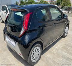 Auto - Toyota aygo connect 1.0 vvt-i 72 cv 5p. x-wave