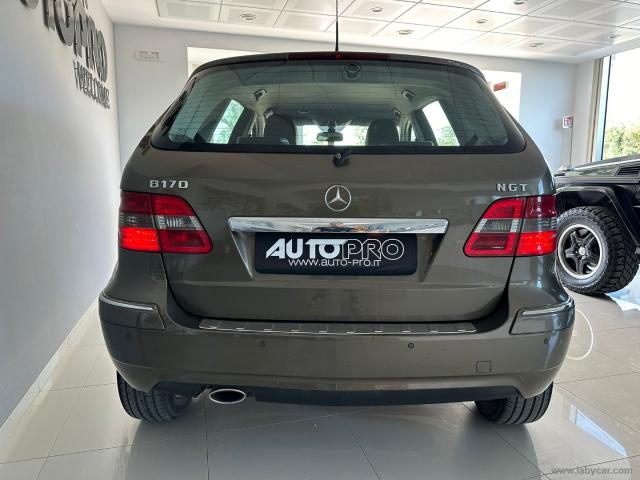 Auto - Mercedes-benz b 180 ngt blueefficiency executive