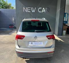 Auto - Volkswagen tiguan 1.6 tdi business