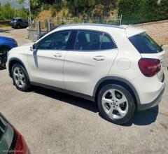 Auto - Mercedes-benz gla 200 d automatic sport