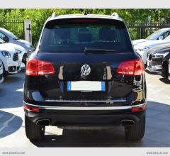 Auto - Volkswagen touareg 3.0 tdi 262 cv tip. bmt