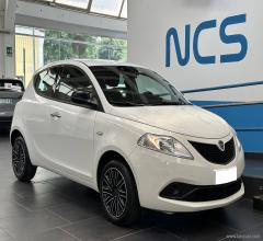 Auto - Lancia ypsilon 1.2 69 cv 5p. s&s gold