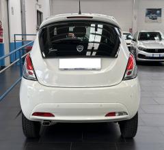 Auto - Lancia ypsilon 1.2 69 cv 5p. s&s gold