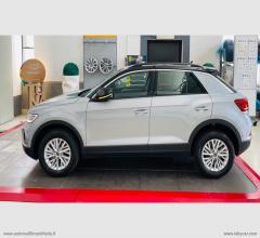 Auto - Volkswagen t-roc 1.5 tsi act dsg edition plus