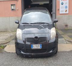 Auto - Toyota yaris 1.3 3p.