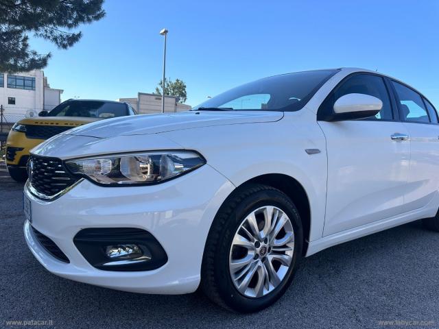 Auto - Fiat tipo 1.4 4p. opening edition