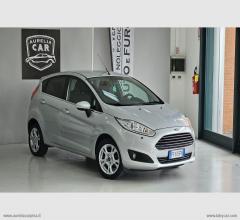 Auto - Ford fiesta 1.4 5p. bz.- gpl titanium